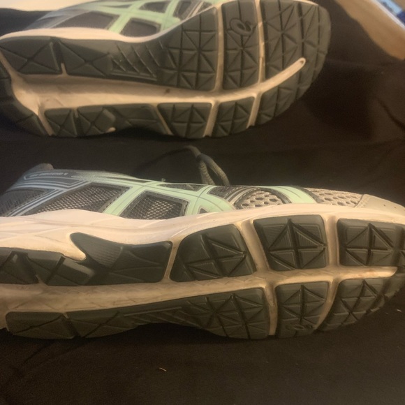 Asics Ortholite charcoal gray/ light grey and mint green. Women’s size 8 - Picture 3 of 5